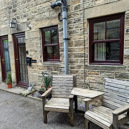 Cosy In The Heart Of Pateley Bridge. *